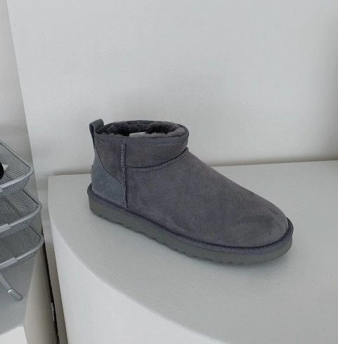 UGG Sheepskin Boots 6109